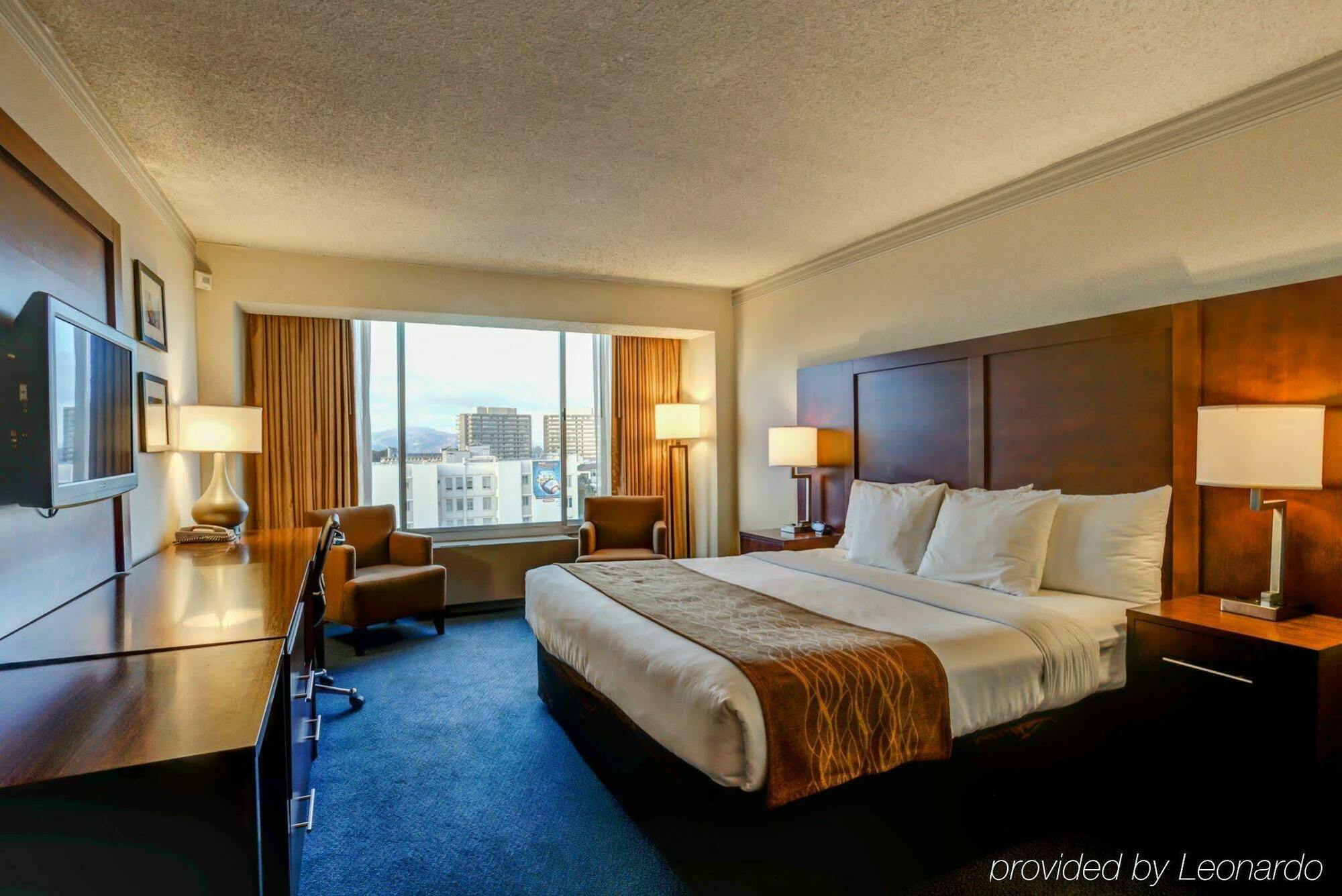 Comfort By The Bay Inn 3*